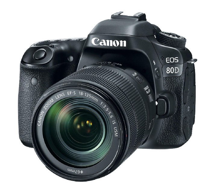 Canon EOS 80D Kit 18-135 IS USM nano